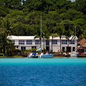 Vandrerhjem The Yak House -, Bacalar